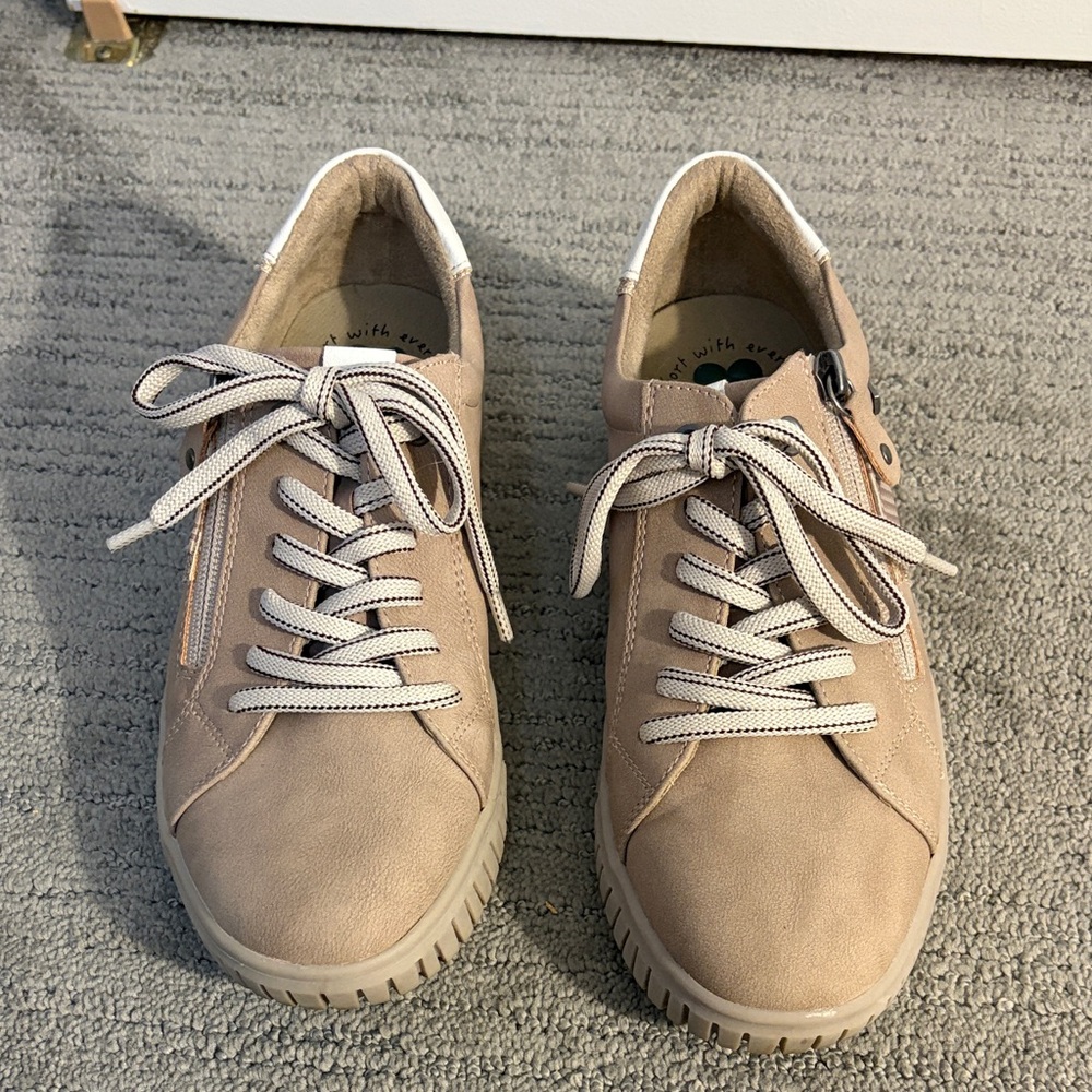 Spring Step Tan Lace-Up Sneakers